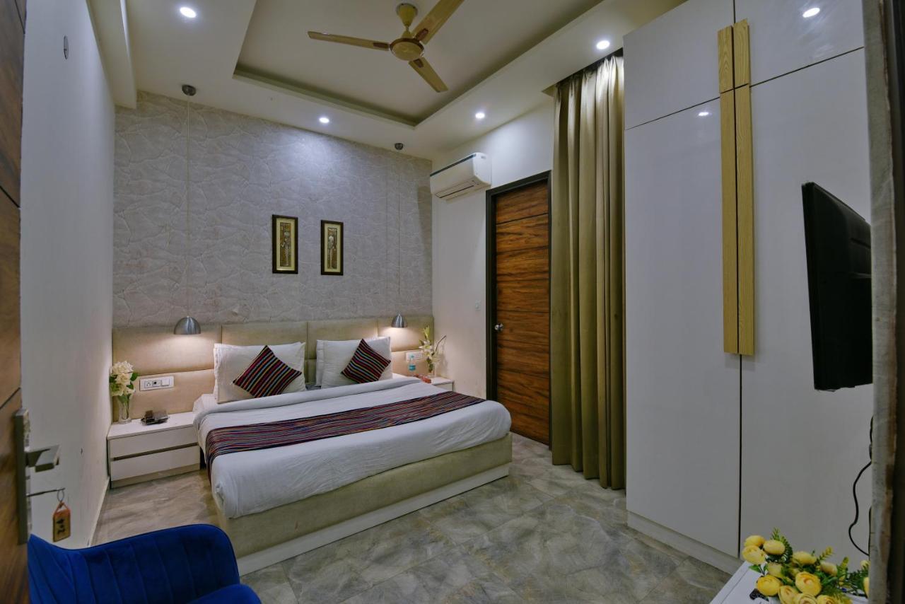 Hotel Fortune Inn By F9 Hotels 诺伊达 外观 照片